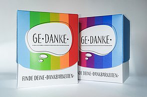 Abschlussarbeit Stefanie Weduta: Eine Auseinandersetzung mit der Dankbarkeit als Mittel zur Zufriedenheit – Boxen geschlossen