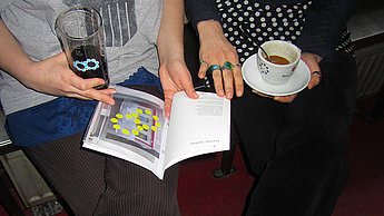 Abschlussarbeit Lilly Englert: Radikale Sanftheit –  Diskurspunkte für eine offene Gesellschaft – Magazin innen