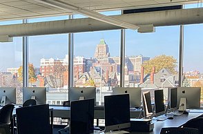 Bild eines Unterrichtssaals 