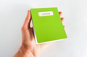 Abschlussarbeit Stefanie Weduta: Eine Auseinandersetzung mit der Dankbarkeit als Mittel zur Zufriedenheit – Material