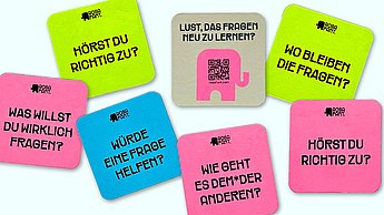 Linda Eisenhardt–Fragen fragen–Wichtige Fragen richtig fragen mithilfe der sokratischen Methode. Bierdeckel mit Fragen.