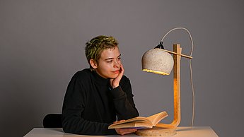 Bambus und Myzelium sind die Materialen für Diane Lauermanns Leuchte.