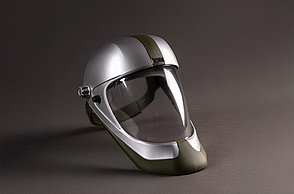 Dargestellt wird der entworfene Schweiß-Helm