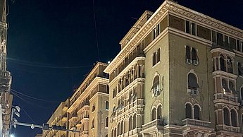 Stadt bei Nacht