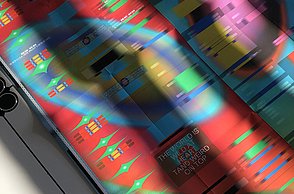 Verschiedene Verpackungsrollen liegen nebeneinander 