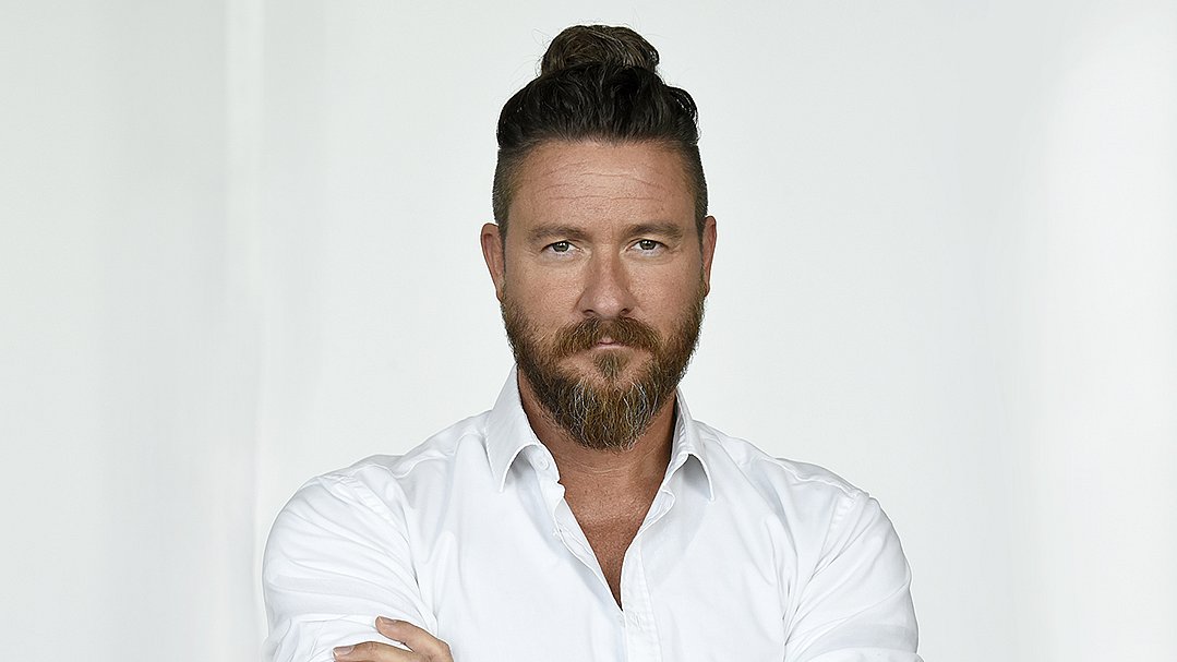 Prof. Sebastian Hackelsperger