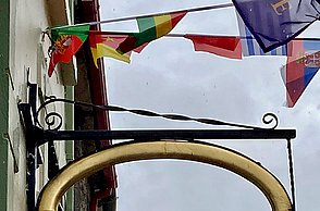 Foto des Claddagh Ring in Galway