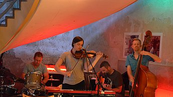 Kleine Gruppe von Musikern