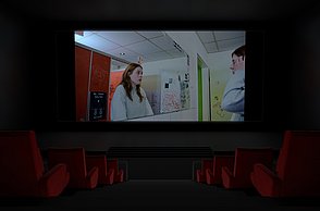 Abschlussarbeit Nadine Mihai: Einer dieser Tage – Visualisierung der psychischen Belastung durch sexuelle Gewalt – Film_01